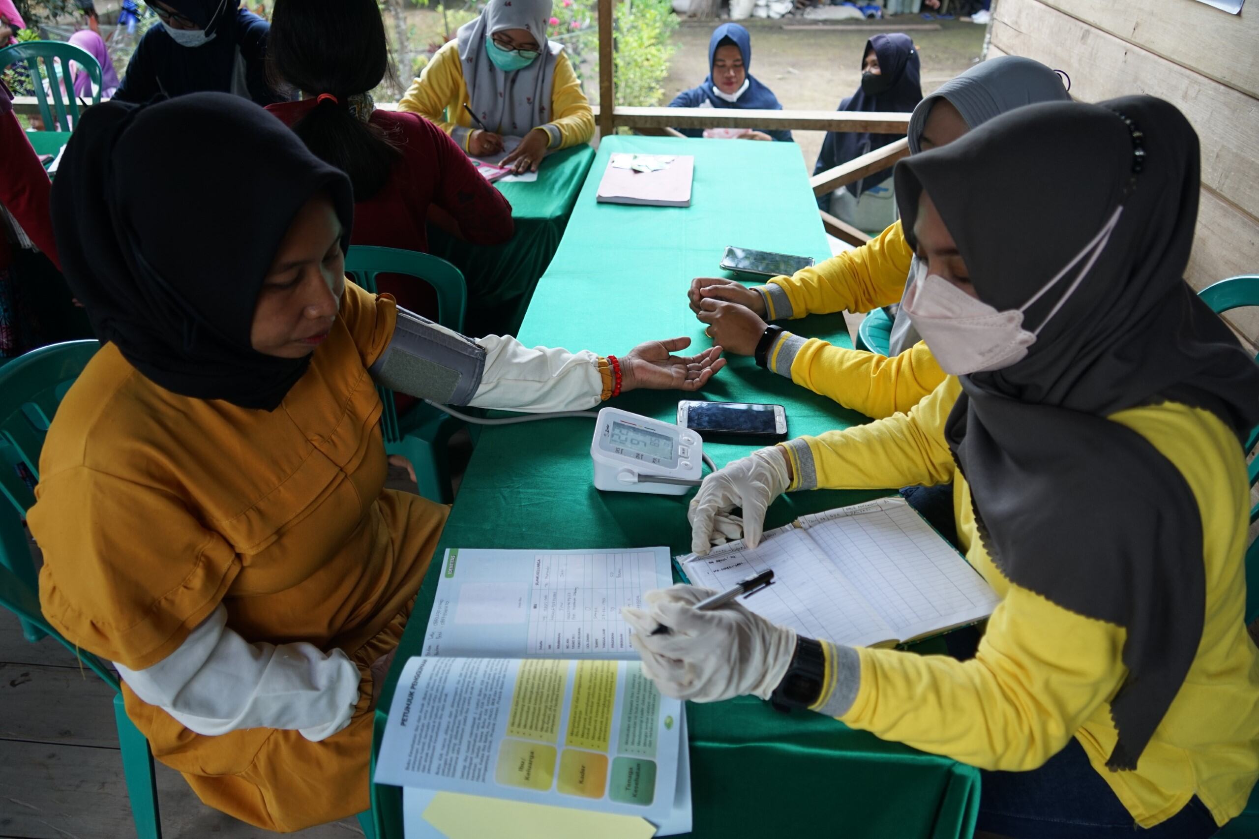 Posyandu clinic health check